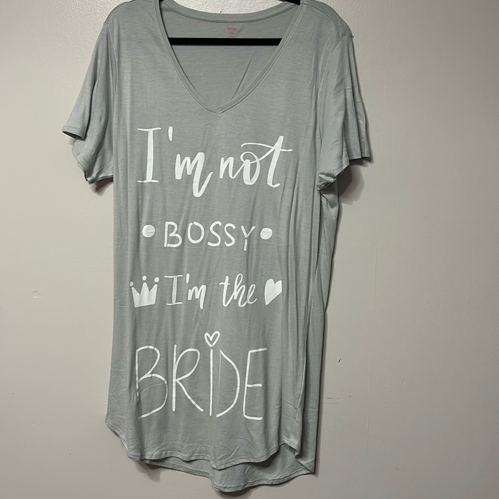 Grey long t-shirt for bride to be